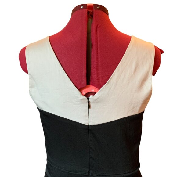 EVE LAVOIE -  Asymmetrical short sleeveless dress black and grey details medium - Picture 7 of 10